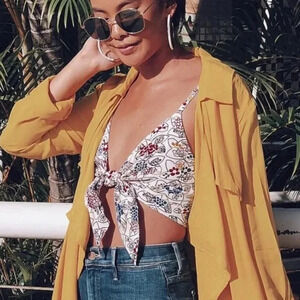 S/W/F Small White Floral Tie Front Crop Top Smocked Back